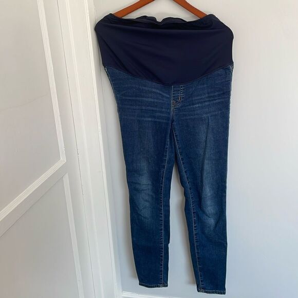 J. Crew women’s maternity jeans size 27 - Picture 1 of 5